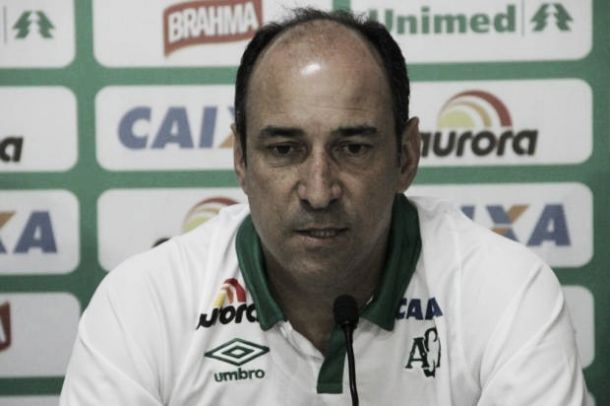 Vinícius Eutrópio exalta postura da Chapecoense na vitória contra o Cruzeiro