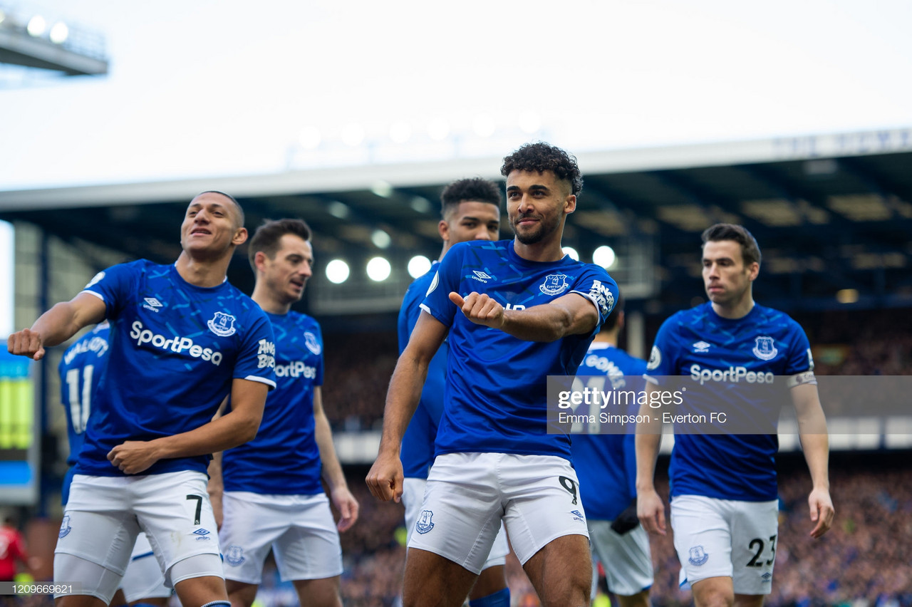 Everton 1-1 Manchester United: Frantic afternoon at Goodison leaves referees in the spotlight