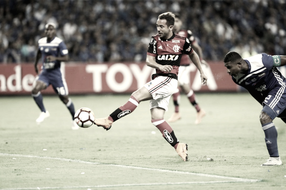 Flamengo recebe Emelec em busca da vitória para se classificar na Libertadores