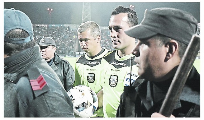 Espinoza: "Vi 33 mil veces la repetición" Espinoza: "Vi 33 mil veces la repetición"