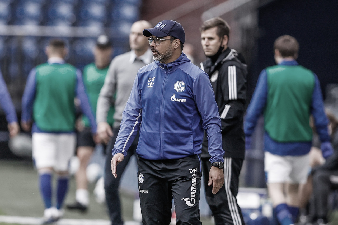 David Wagner aponta erros do Schalke contra Augsburg e diz que time precisa de confiança
