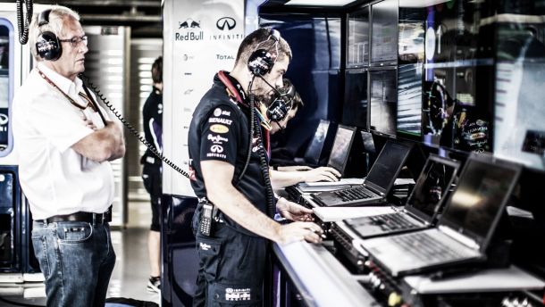 FIA altera regras para comunicação por rádio na Fórmula 1
