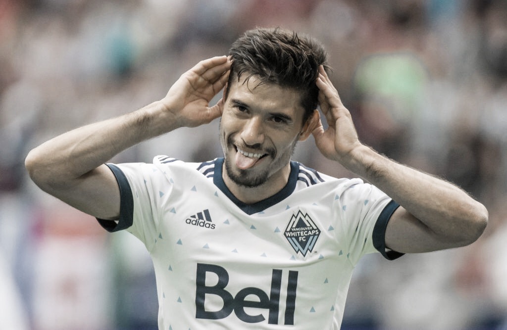 Nicolás Mezquida forma
con Colorado Rapids Nicolás Mezquida forma
con Colorado Rapids