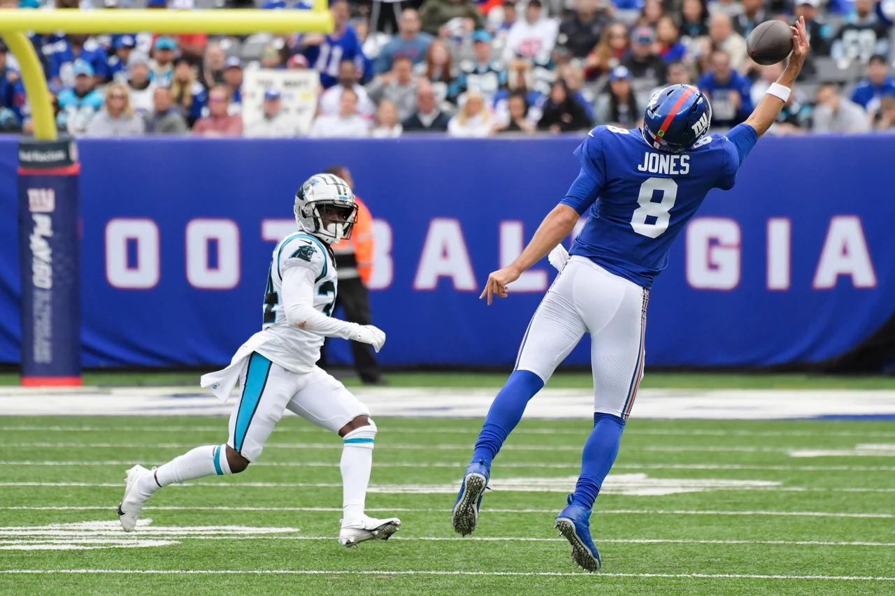 Resumen y Anotaciones del New York Giants 21-19 Carolina Panthers en la Pretemporada de la NFL 