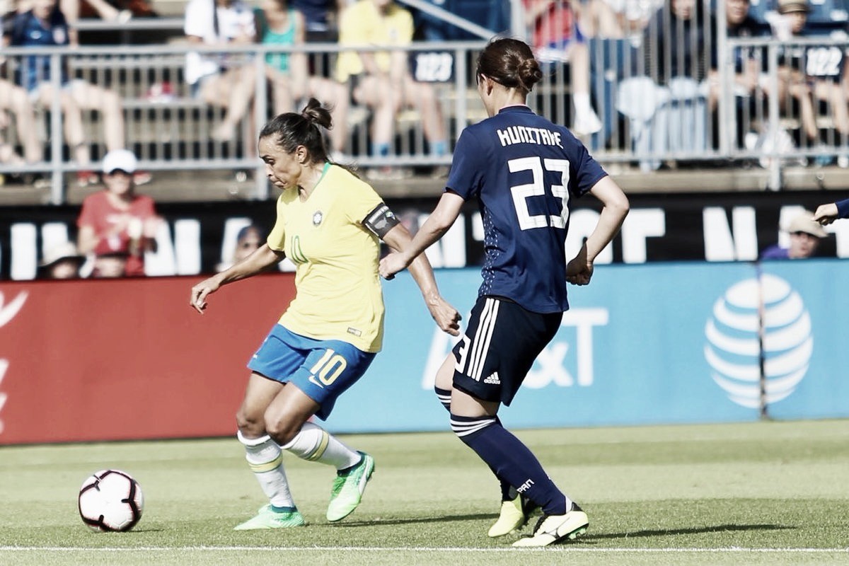 Com gol de Marta, Brasil conquista primeira vitória no Torneio das Nações Com gol de Marta, Brasil conquista primeira vitória no Torneio das Nações