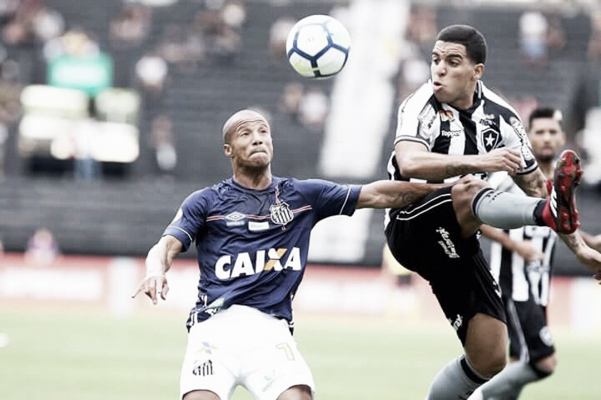 Em jogo de arbitragem confusa, Botafogo e Santos empatam sem gols