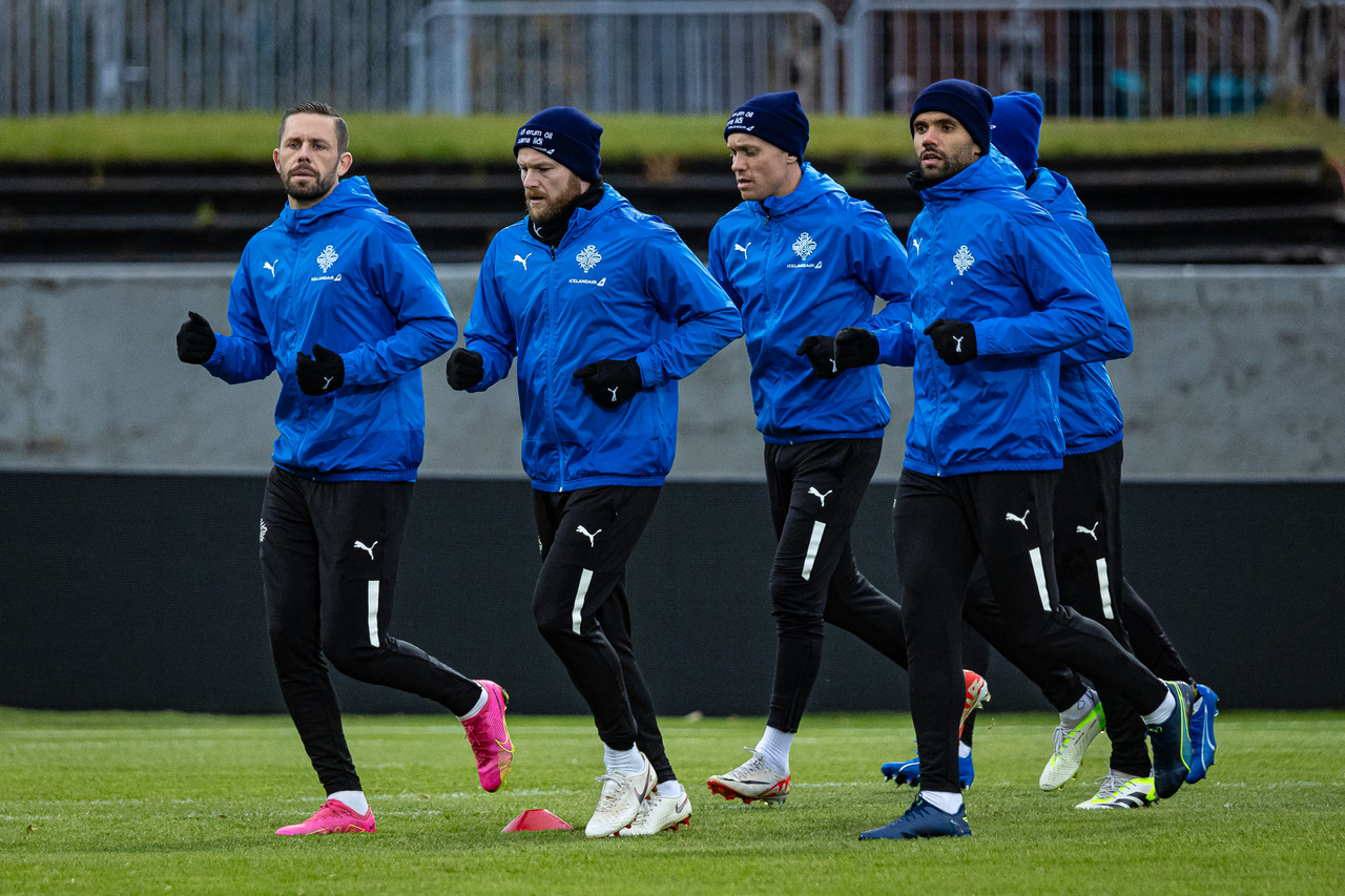 Goles Y Resumen Del Eslovaquia 4 2 Islandia En Eliminatorias UEFA Euro   F8gzvpkweaagm4j 1700095844234 