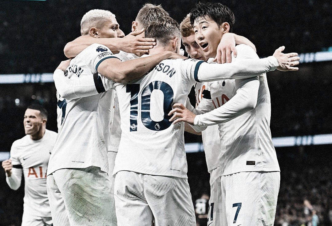 Tottenham vence Crystal Palace em primeiro jogo no novo estádio em