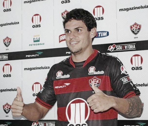 Fluminense fecha contratação do zagueiro Fabrício, ex-Fla e Vasco