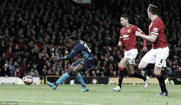 Manchester United 1-2 Arsenal: Welbeck winner helps Gunners banish Old Trafford hoodo