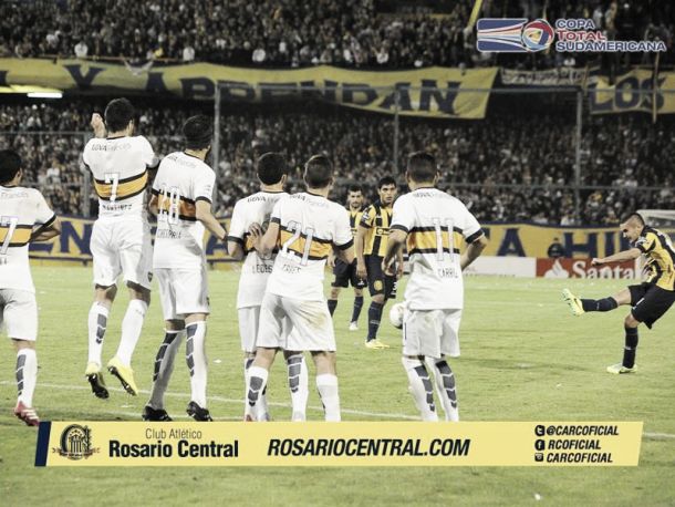 Rosário Central e Boca Juniors empatam na Sul-Americana Rosário Central e Boca Juniors empatam na Sul-Americana
