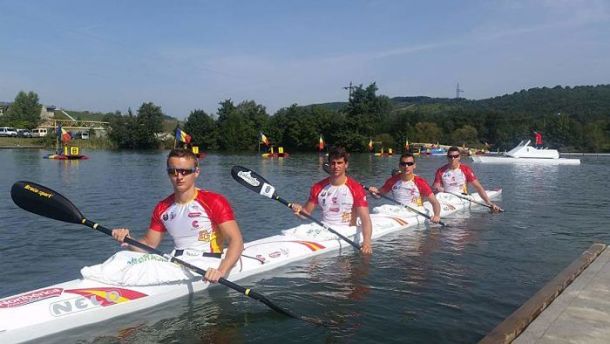 El equipo español Junior de aguas tranquilas debuta en el Europeo