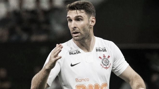 Em busca de recuperação no Brasileiro, Corinthians espera ter Boselli disponível contra Atlético-GO