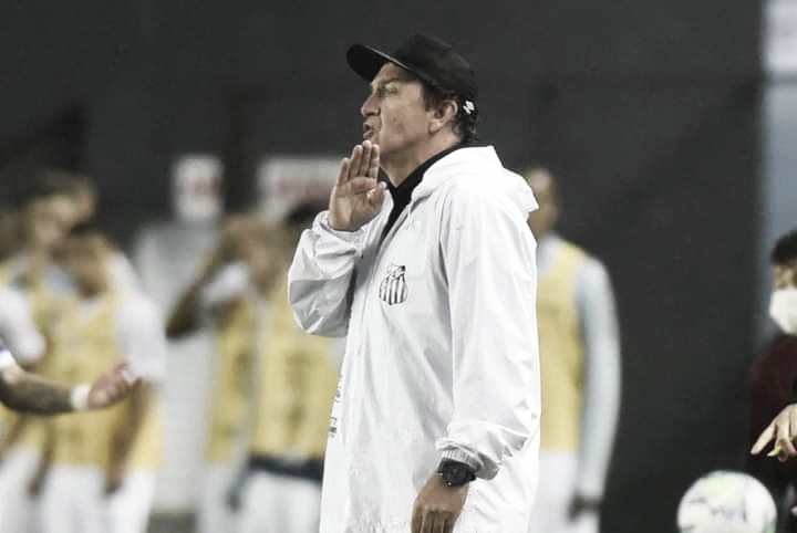 Cuca exalta desempenho dos jogadores do Santos e projeta segundo turno Cuca exalta desempenho dos jogadores do Santos e projeta segundo turno