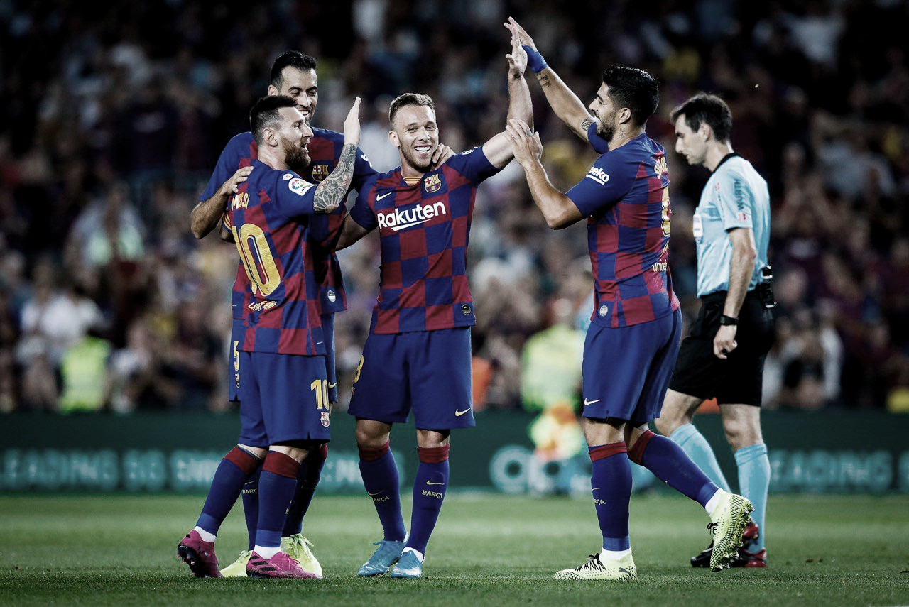 El Barça se impone al Villarreal y respira El Barça se impone al Villarreal y respira