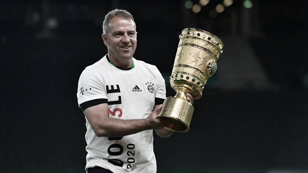 Hansi Flick elogia elenco do Bayern após título da Copa da Alemanha: "Confia na própria força"