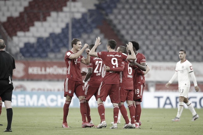 Bayern confirma favoritismo contra Frankfurt e vai à decisão da Copa da Alemanha