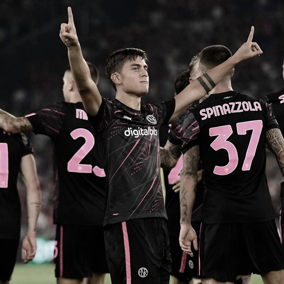 Roma aproveita vantagem numérica, bate HJK e conquista primeira vitória na Europa League