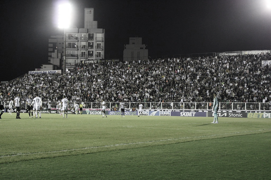 Figueirense não sai do empate com ABC e permanece mais um ano na Série C