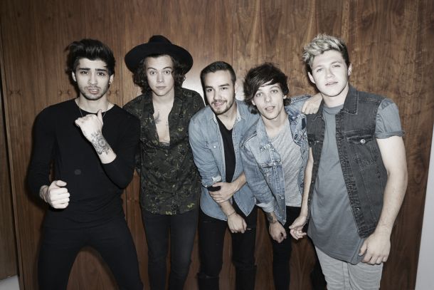 One Direction se divierte a lo grande en el vídeo de 'Steal My Girl'