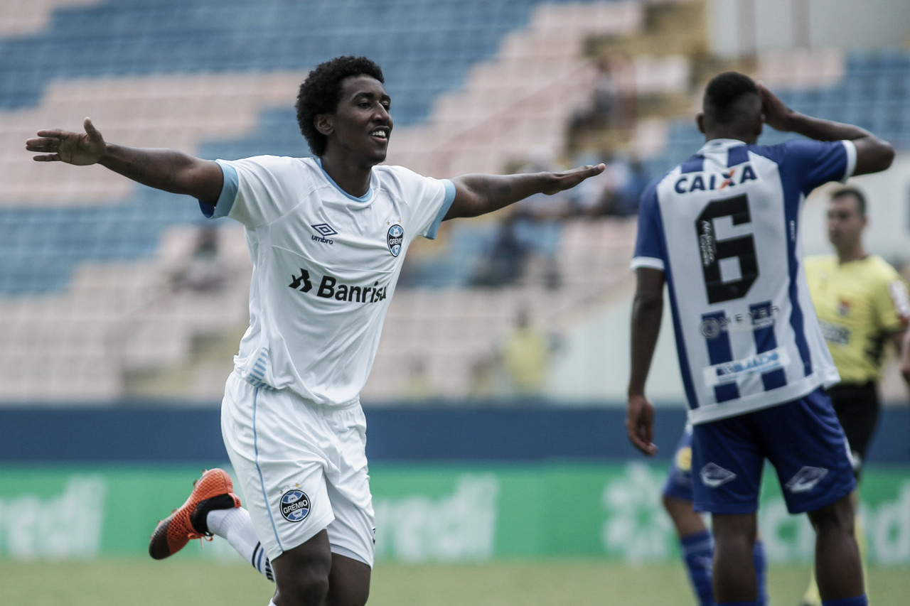Grêmio vence CSA e avança para as oitavas de final da Copa SP Grêmio vence CSA e avança para as oitavas de final da Copa SP