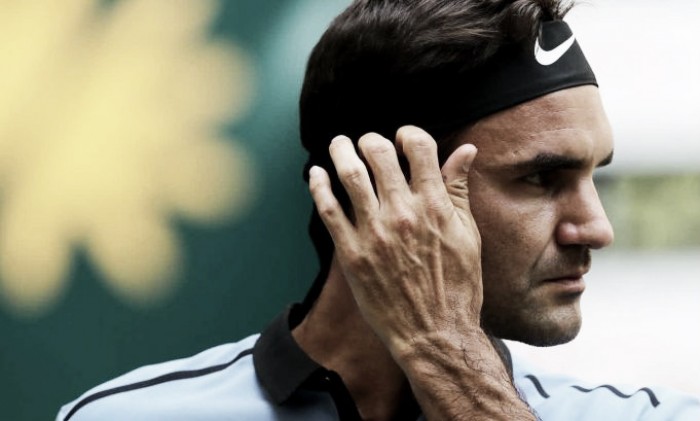 Em dia marcado por surpresas, Federer segue firme em Halle