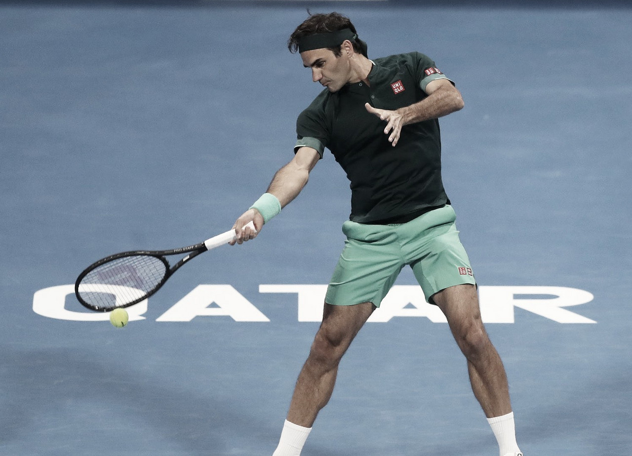 Federer regresa con victoria en Doha