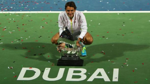 ATP Dubai: sette volte re Federer, Djokovic battuto