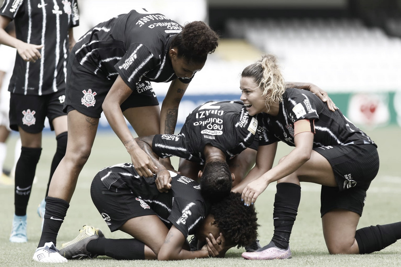 Com emoção até o final, Corinthians vence clássico contra Santos dentro da Vila Belmiro 
