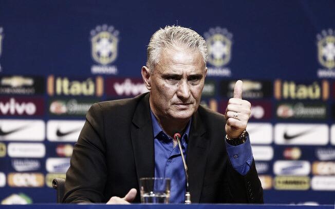 Com Casemiro fora das quartas, Tite questiona a arbitragem: "Só quero que seja igual" Com Casemiro fora das quartas, Tite questiona a arbitragem: "Só quero que seja igual"