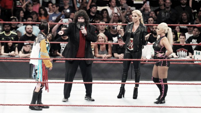 El roster femenino de Raw, en horas bajas
