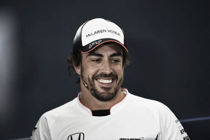 Fernando Alonso: "La distancia de la recta es muy larga; será muy difícil"