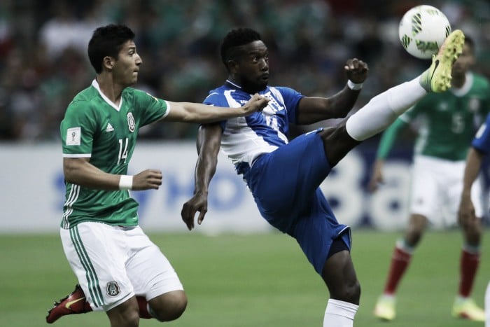 México aburre y brinda empate a cero contra Honduras