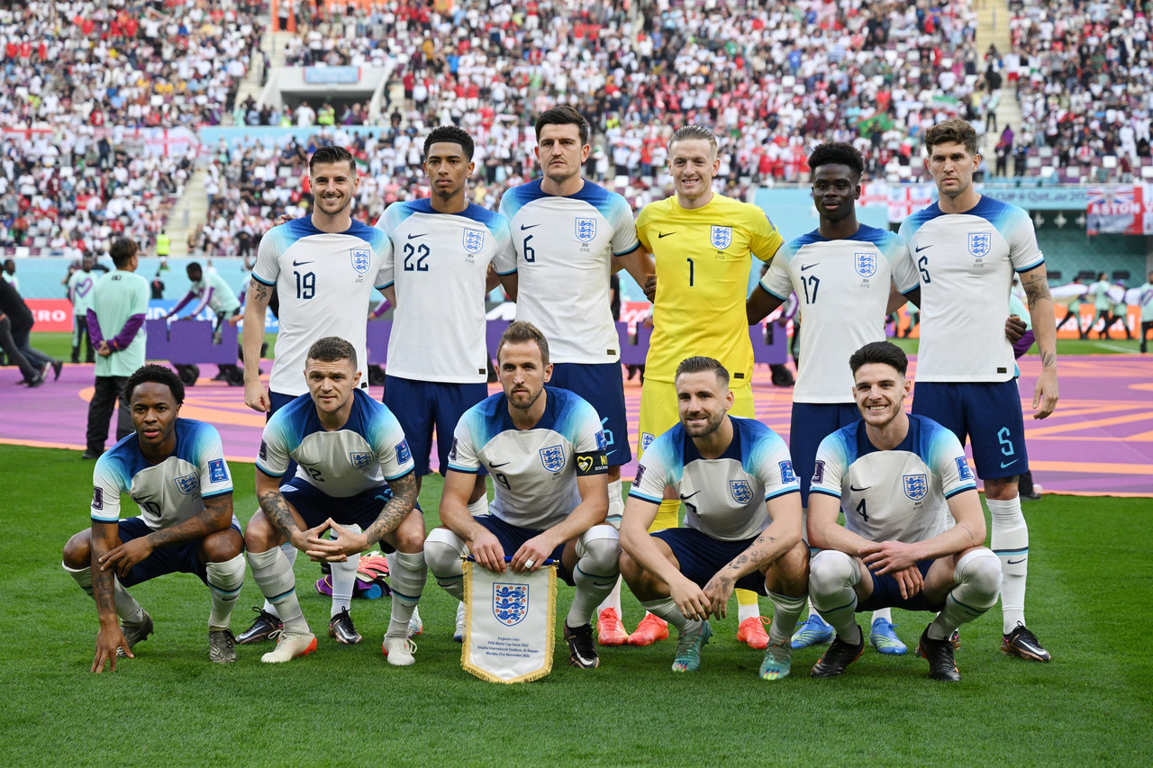 Inglaterra supera a Irán en su
primer partido del Mundial