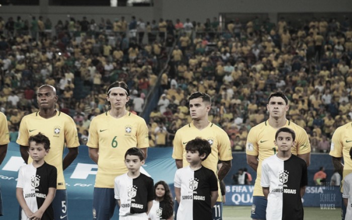 Filipe Luís comemora atuação do setor ofensivo do Brasil contra a Bolívia