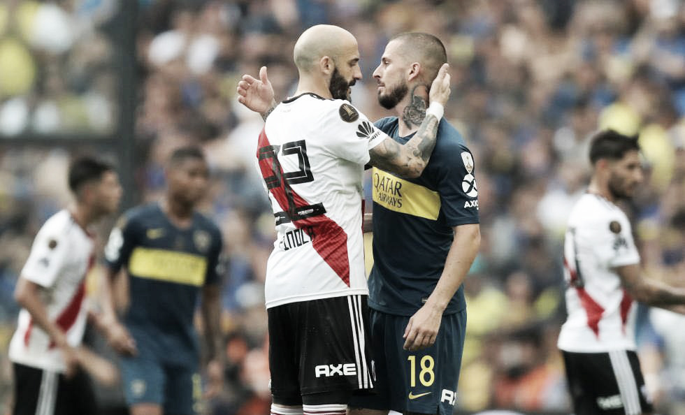 Em final histórica, Boca Juniors e River Plate decidem Libertadores
