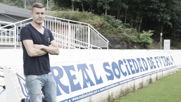 Finnbogason signs for Real Sociedad