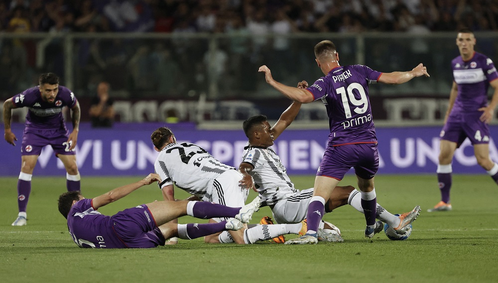 Fiorentina Gebuk Juventus 2-0