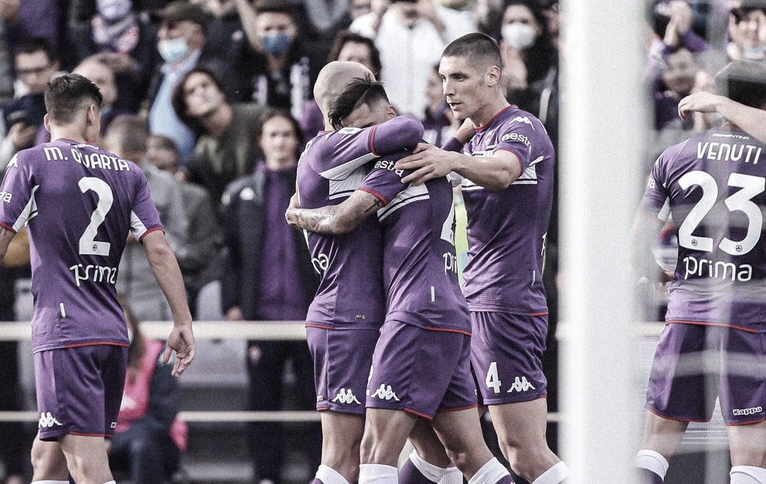 Fiorentina domina Cagliari e se recupera na Serie A