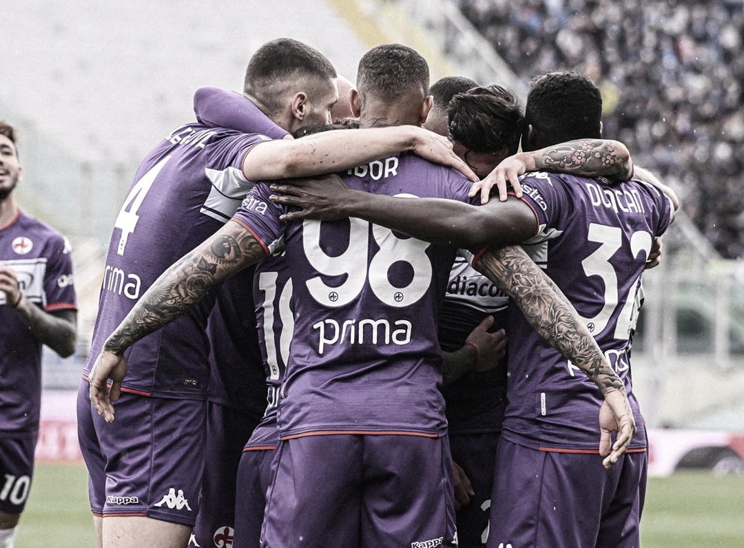 Fiorentina aproveita vantagem numérica e vence dérbi contra Empoli