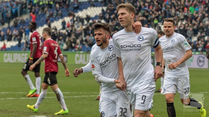 Hannover 96 2-2 Arminia Bielefeld: Debatable decisions and drama in Hannover