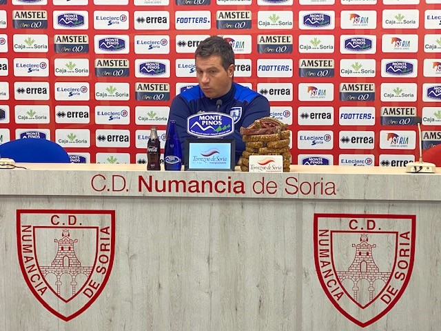 Diego Martínez: "El objetivo que tenemos aquí es ganar la liga"