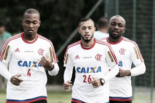 Luxemburgo confirma ausências de Armero, Paulinho e Samir diante do São Paulo