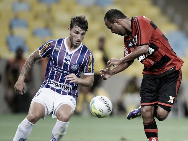 Flamengo recebe Madureira para se manter na liderança