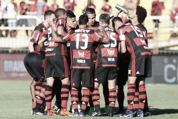 Jogadores do Flamengo exaltam boa fase e mudam foco para clássico contra Vasco
