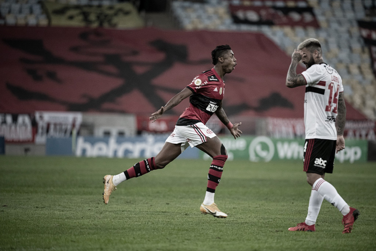 Com três de Bruno Henrique, Flamengo goleia São Paulo e quebra tabu
