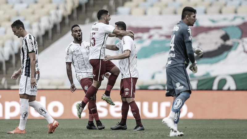 Com autoridade, Fluminense derrota Santos e entra no G-4 Com autoridade, Fluminense derrota Santos e entra no G-4