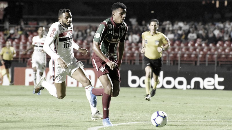 Confronto de tricolores: São Paulo e Fluminense buscam permanência na parte superior da tabela Confronto de tricolores: São Paulo e Fluminense buscam permanência na parte superior da tabela