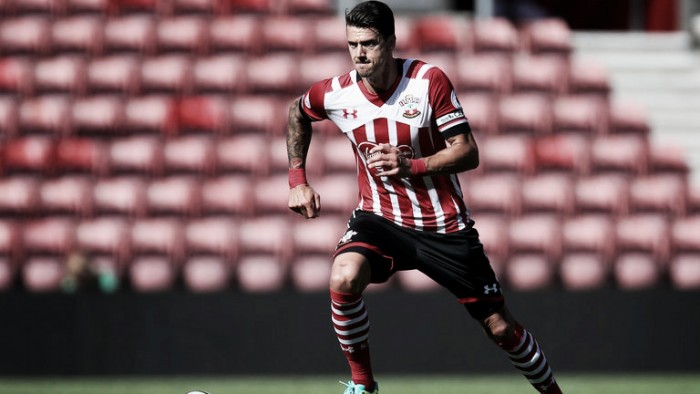 Jose Fonte to be offered new deal amid Manchester United interest