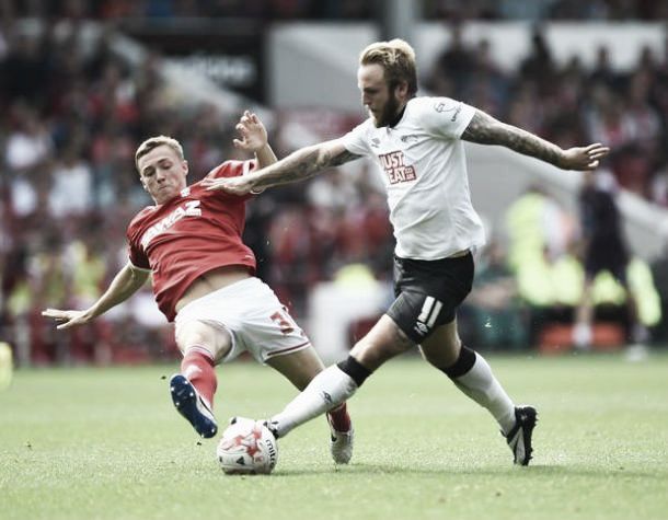 Nottingham Forest 1-1 Derby County: 10 man Rams hold on for point